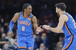 开云体育app-戴维斯杀死对手！雷霆队取得平局告别坚强的简单介绍