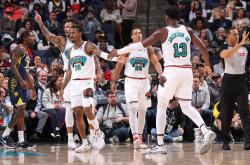 开云官网-开拓者主场输给灰熊，连败状态持续