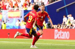 开云体育在线-欧洲杯赛事回顾：历史交锋具有深厚内涵的简单介绍