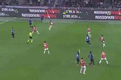 开云体育入口-关于那不勒斯客场表现不佳，积分榜位置下滑的信息