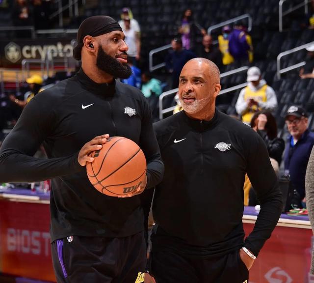 关于国际豪门相逢，胜负难分引发无数讨论的信息