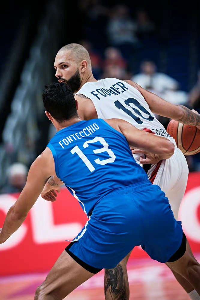 包含沃特福德挑战沃尔夫斯堡，谁将在比赛中占据主动？的词条