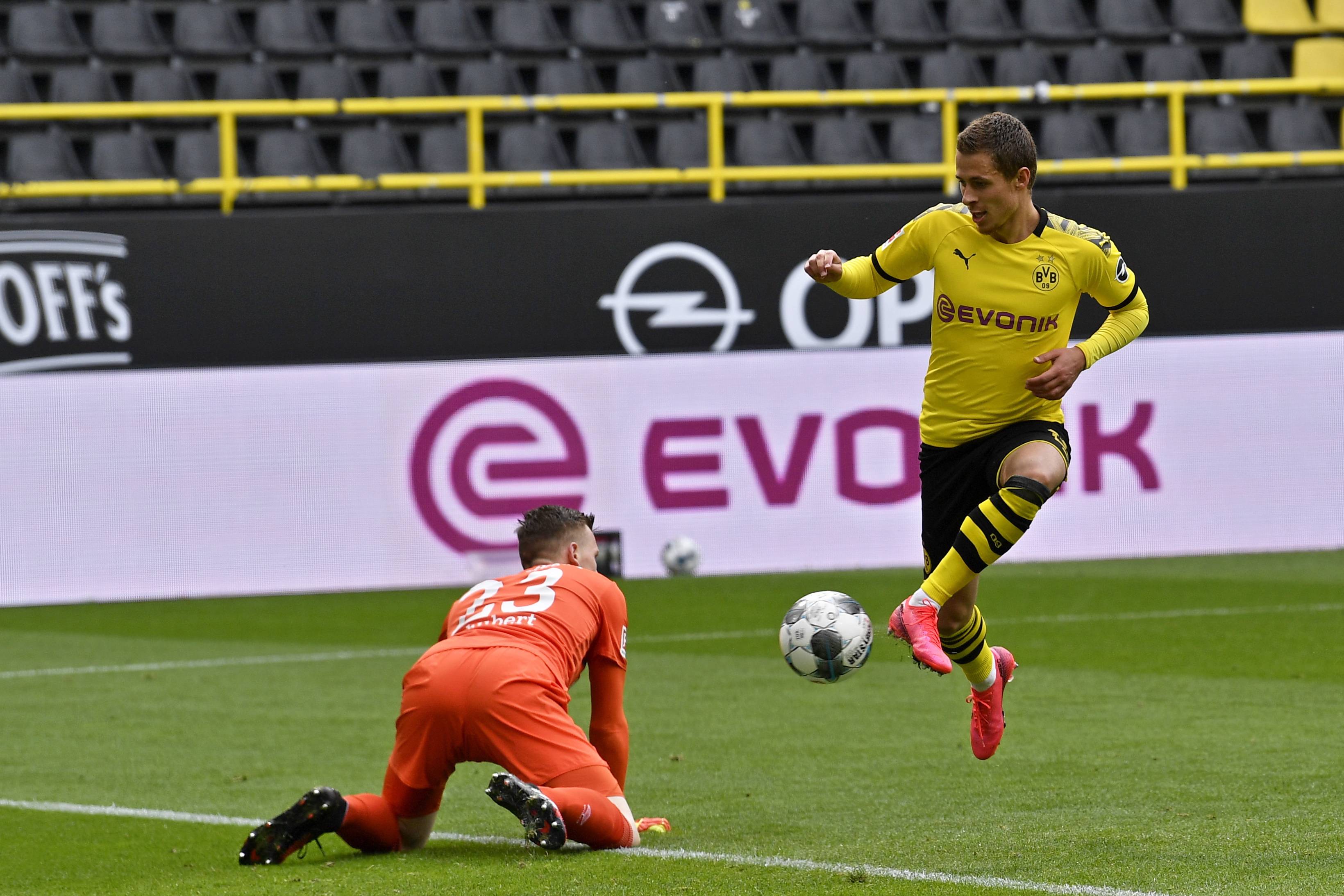 红海部落：多特蒙德将挑战雄心沙尔克的简单介绍