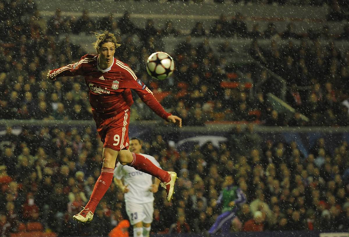 关于惊心动魄！比赛中的精彩瞬间令球迷尖叫不止的信息