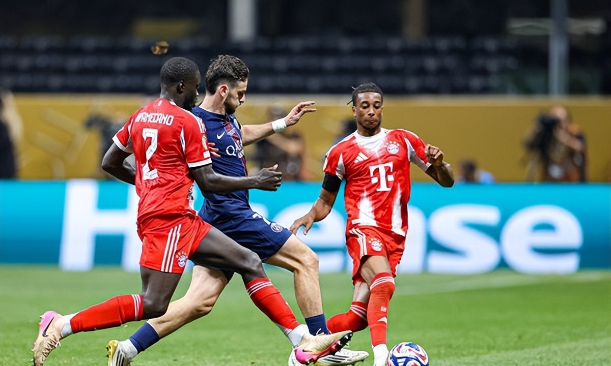 关于皇马对决切尔西，战术对比引燃赛场的信息