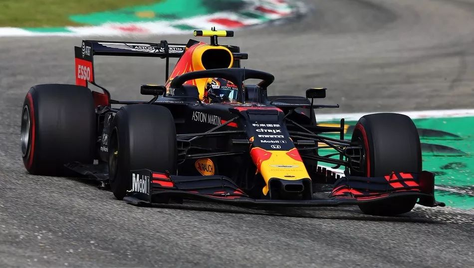 红牛二队鏖战阿斯顿马丁,勒克莱尔关键制胜的简单介绍 红牛二队鏖战阿斯顿马丁,勒克莱尔关键制胜的简单介绍