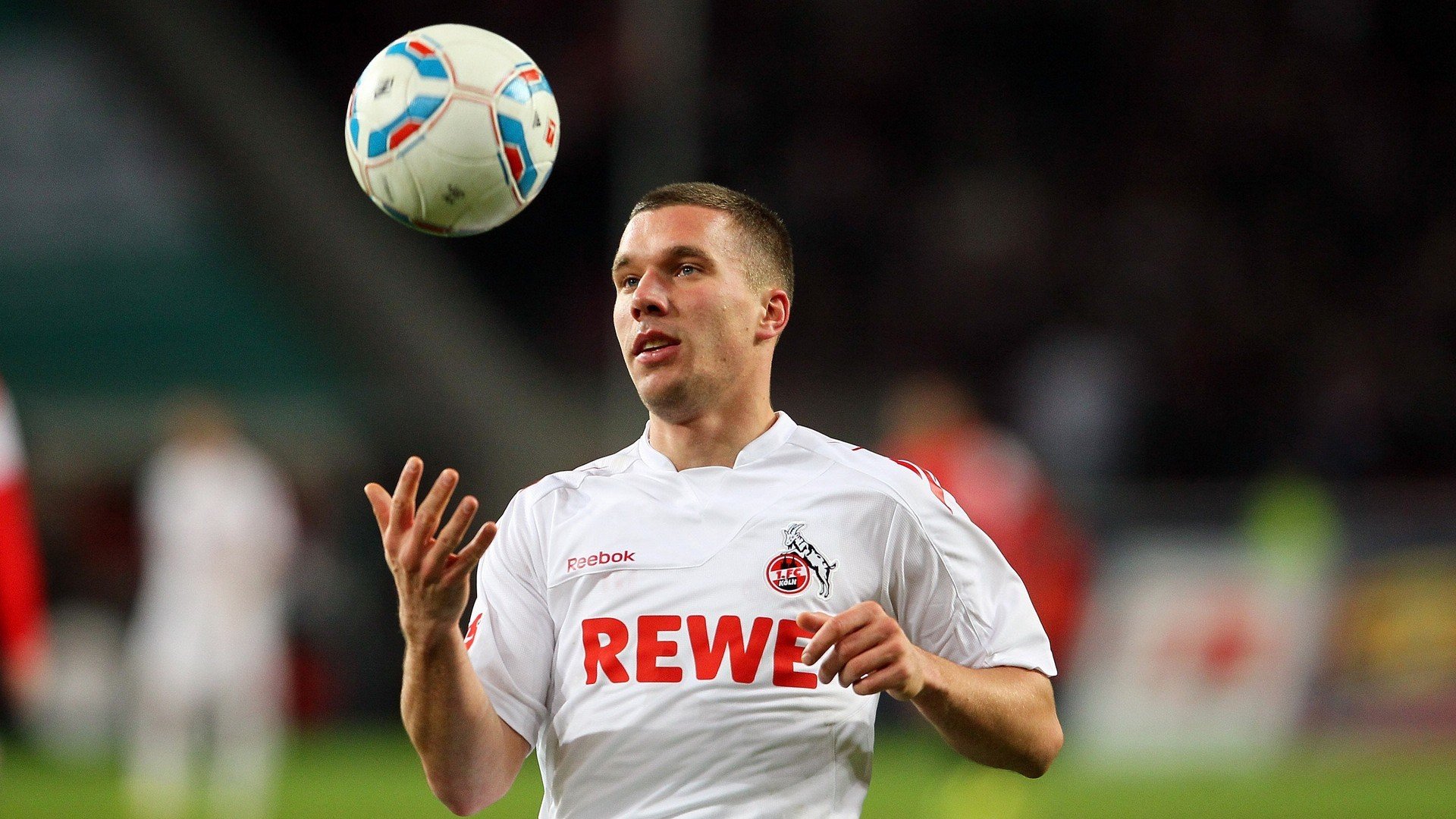 世界排名争夺战之夜，西亚卡姆贡献制胜表现