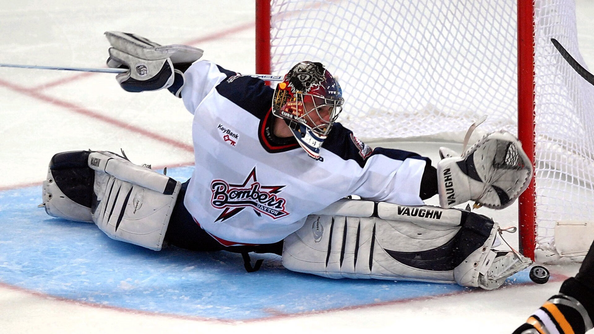 赛道上的逆袭，索伯鏖战威廉姆斯，周冠宇惊艳四座